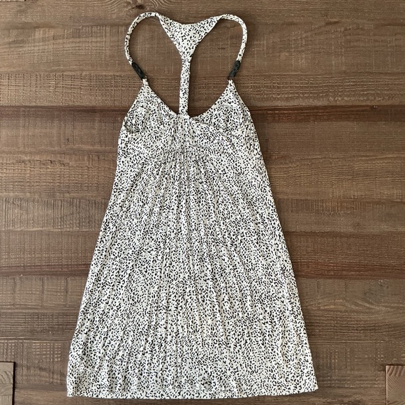 Guess Monochrome Animal Print Dress With Pockets - Picture 9 of 9